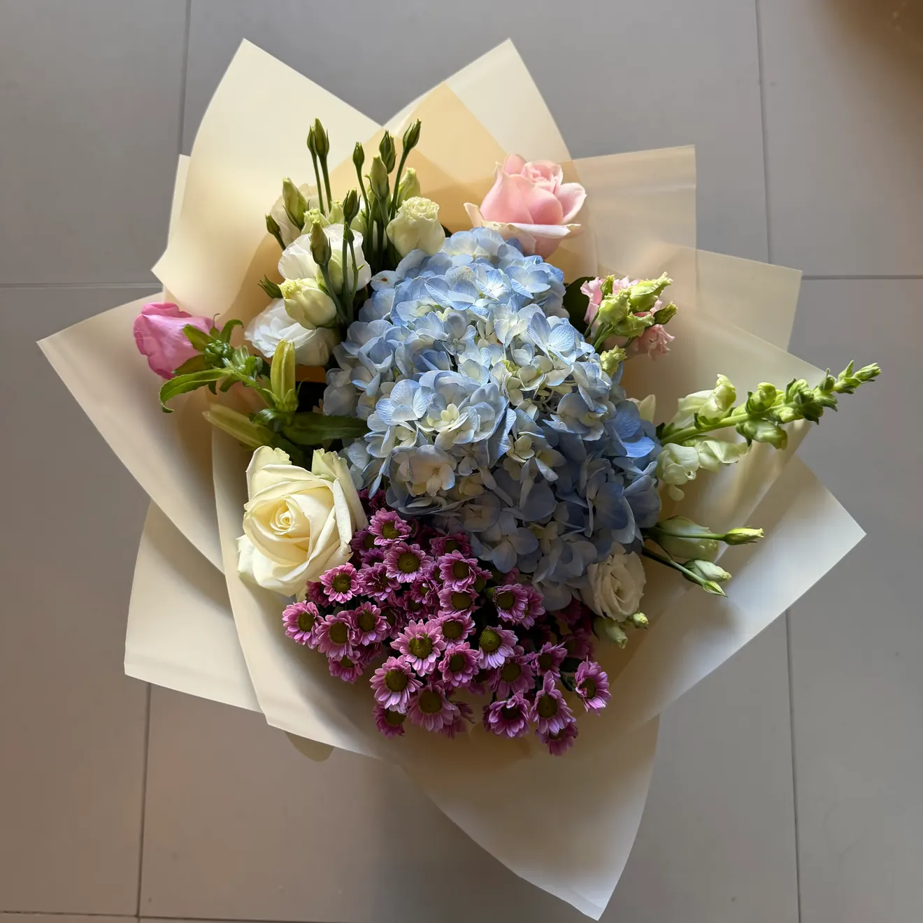 Buchet cu hortensie albastră